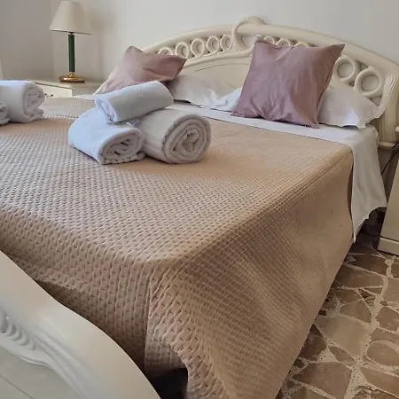 A Casa Dei Nonni Apartamento Giardini-Naxos